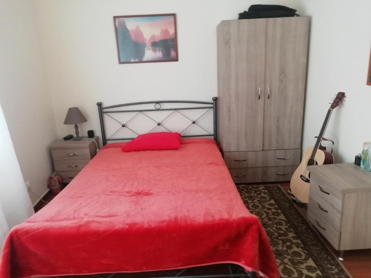 Acharnon Апартаменты Athena Bagian luar foto